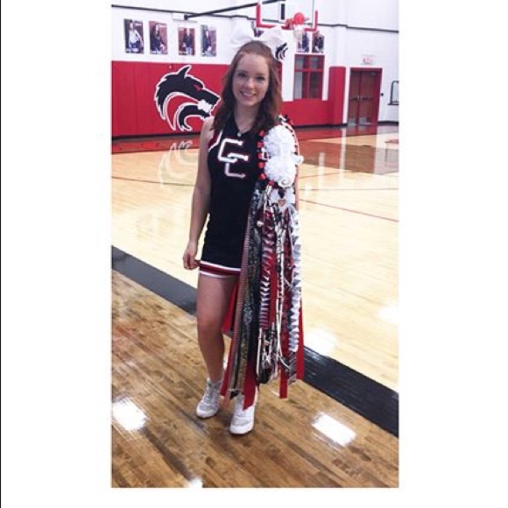 Meet your Posher, Sera